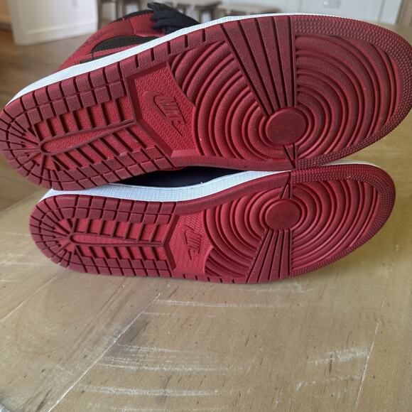 Jordan 1 Mid Banned 2020 Size 12.5 ***No Box Worn Twice*** NIKE !!!
